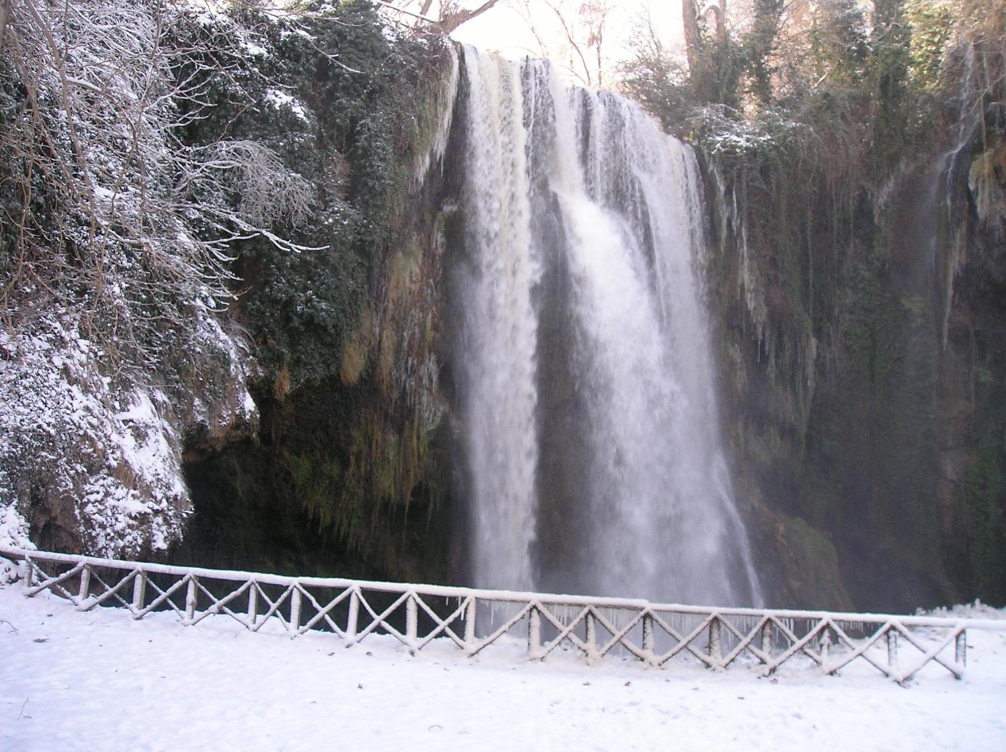 Casa Rural Ruta Del Agua 4 Hab Al Lado Monasterio De Piedra Munébrega Εξωτερικό φωτογραφία